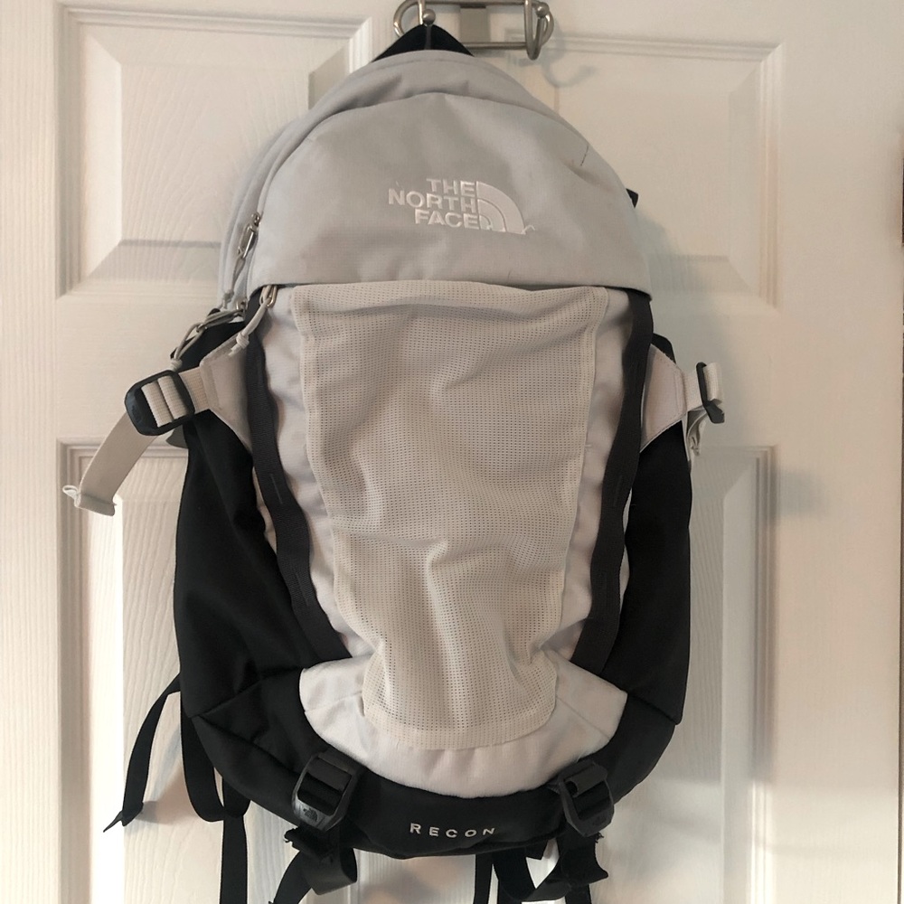 The North Face Recon Backpack Color Tin Grey Dark Heather/Asphalt Grey/TNF Black